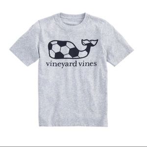 boys soccer ball whale vineyard vines tee-shirt 🐳